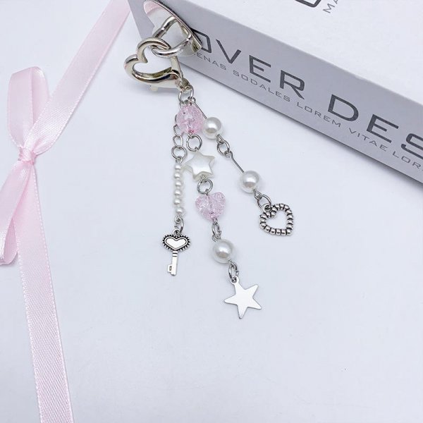 Pink creative keychain personality everything love buckle chain cute bestie backpack hanging ornaments